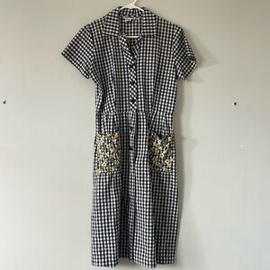 vintage 60s black and white checker dress with embroidered floral pockets